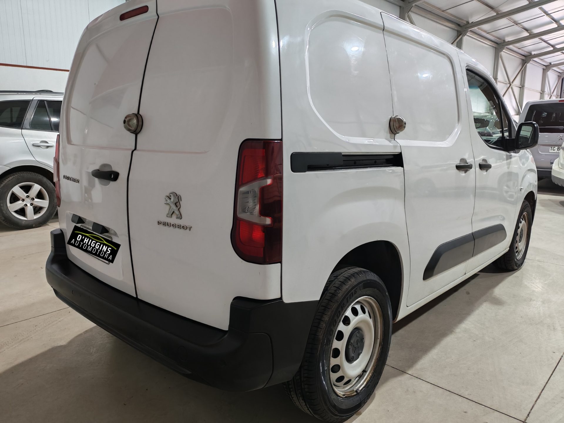 PEUGEOT PARTNER