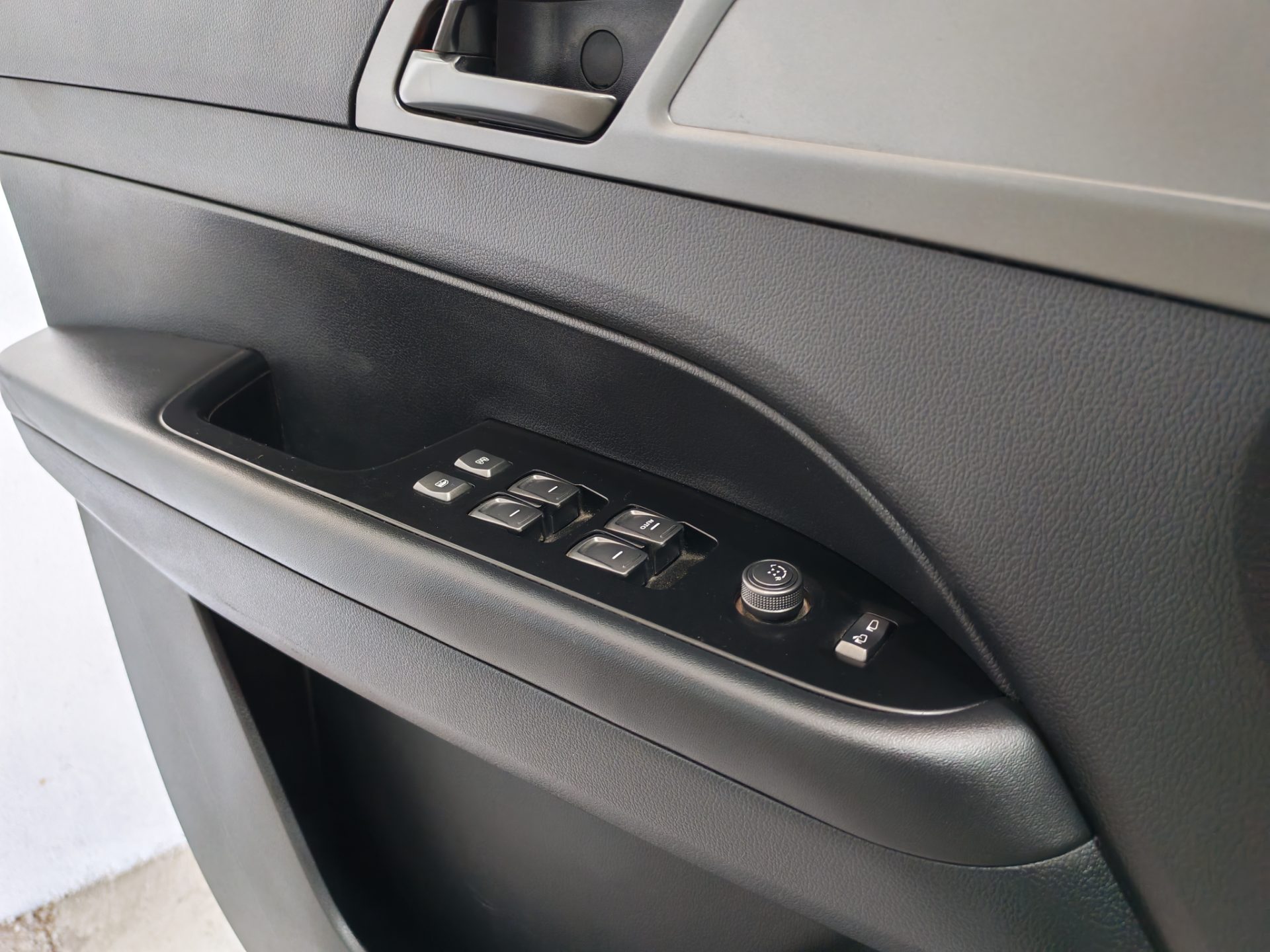 SSANGYONG NEW MUSSO
